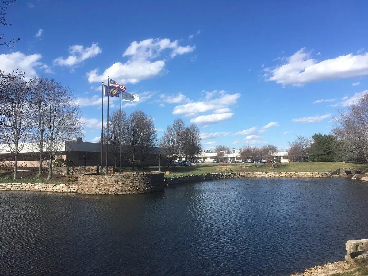 Budget Management System - Pennsylvania Business Campus Horsham lake and office buildings