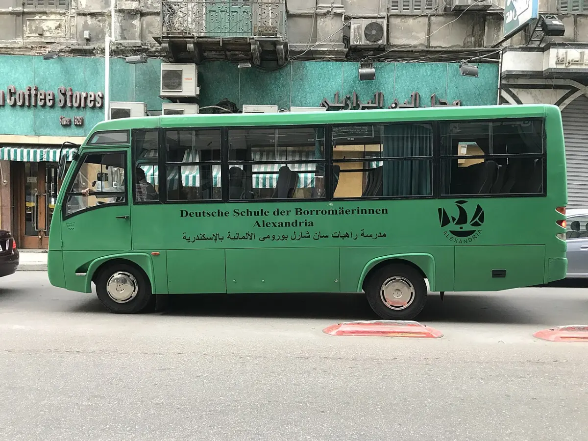 Bus Tracking App - Deutsche Schule der Borromäerinnen Alexandria school bus in Sizostris Street