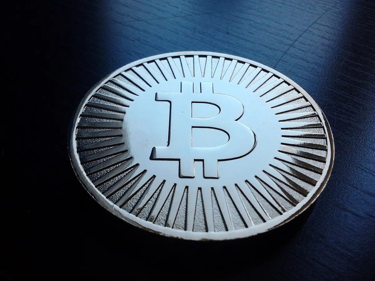 Cryptocurrency Wallet Management System - Bitcoin "challenge coin"