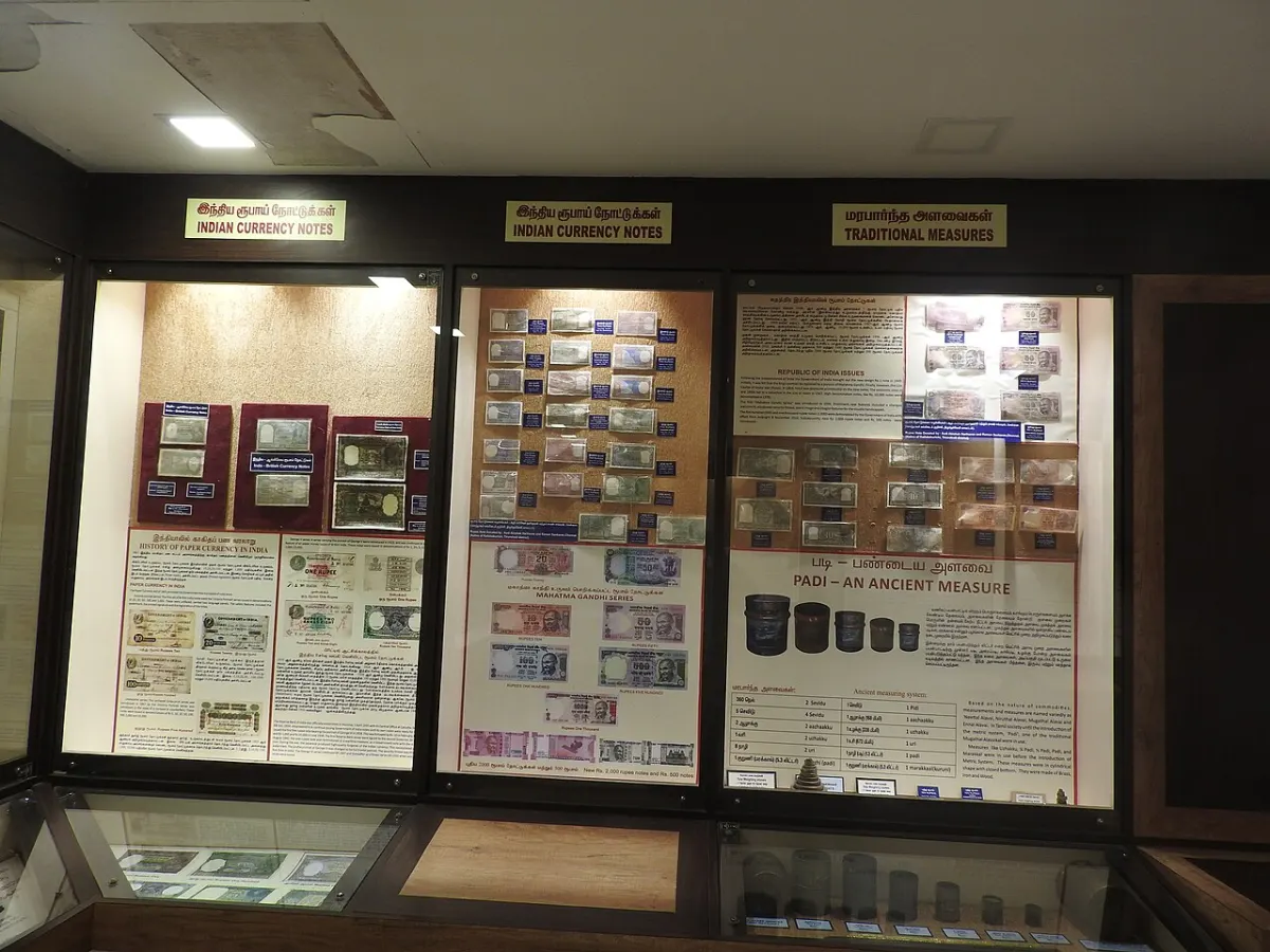 Currency Converter - Indian currency notes-4-Govt Museum-egmore-chennai-India