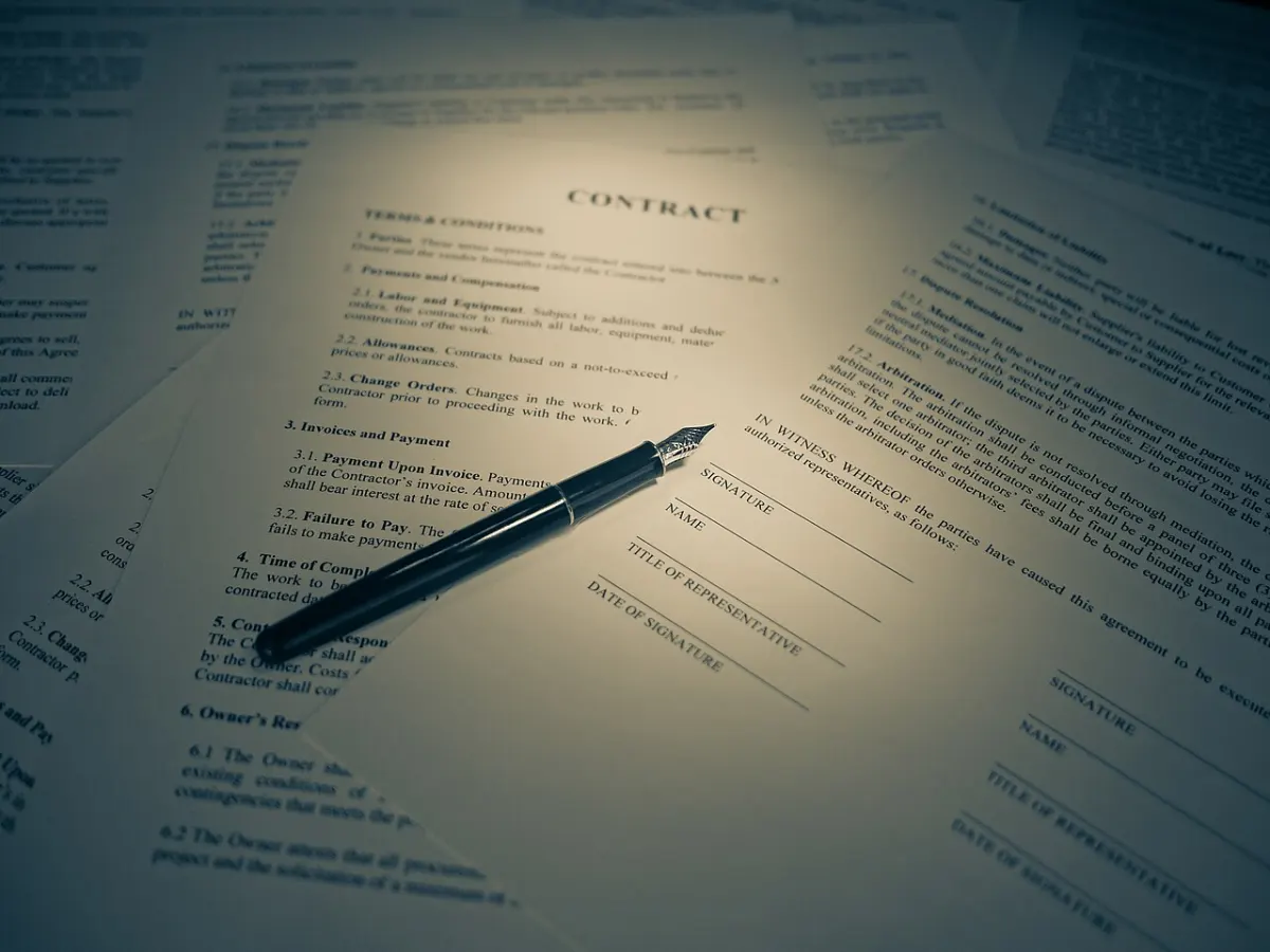 Digital Signature Portal - Legal Contract & Signature - Warm Tones