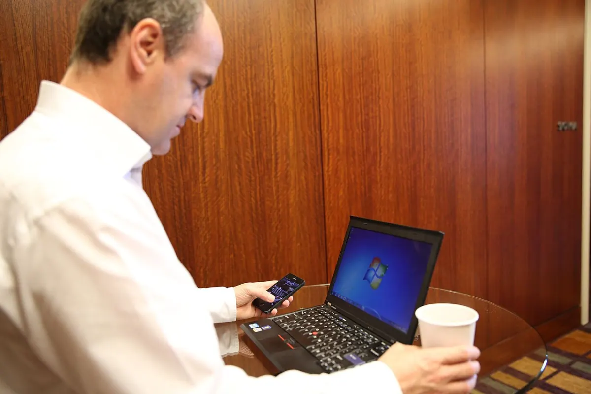 Face Recognition Attendance System - No typing passwords with facial recognition login