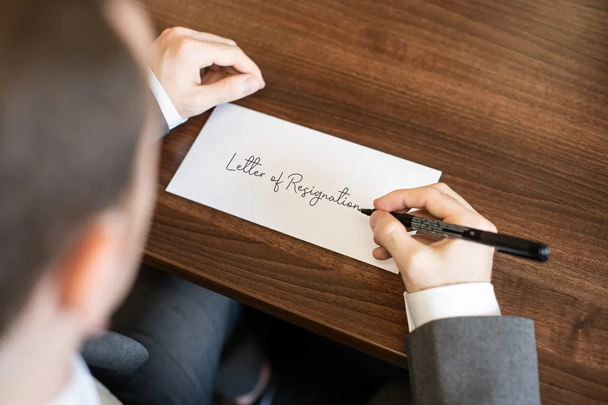 Handwriting Recognition - Handwritten Letter of Resignation