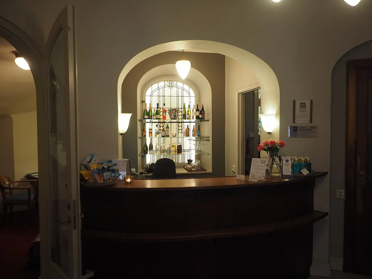 Hotel Front Desk Software - Reception desk at Hotel Esplanade in Stockholm