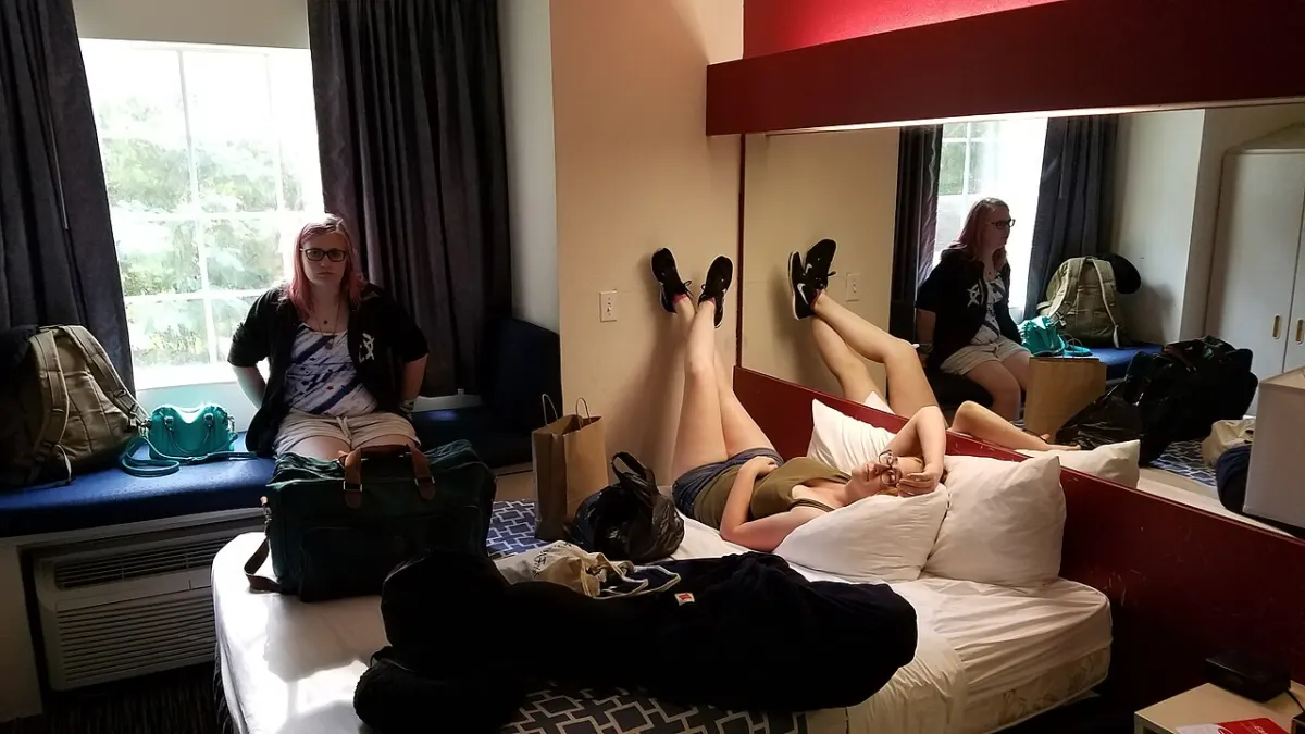 Hotel Room Booking System - Pensacola Hotel Room Fun July 2017 - Lounging