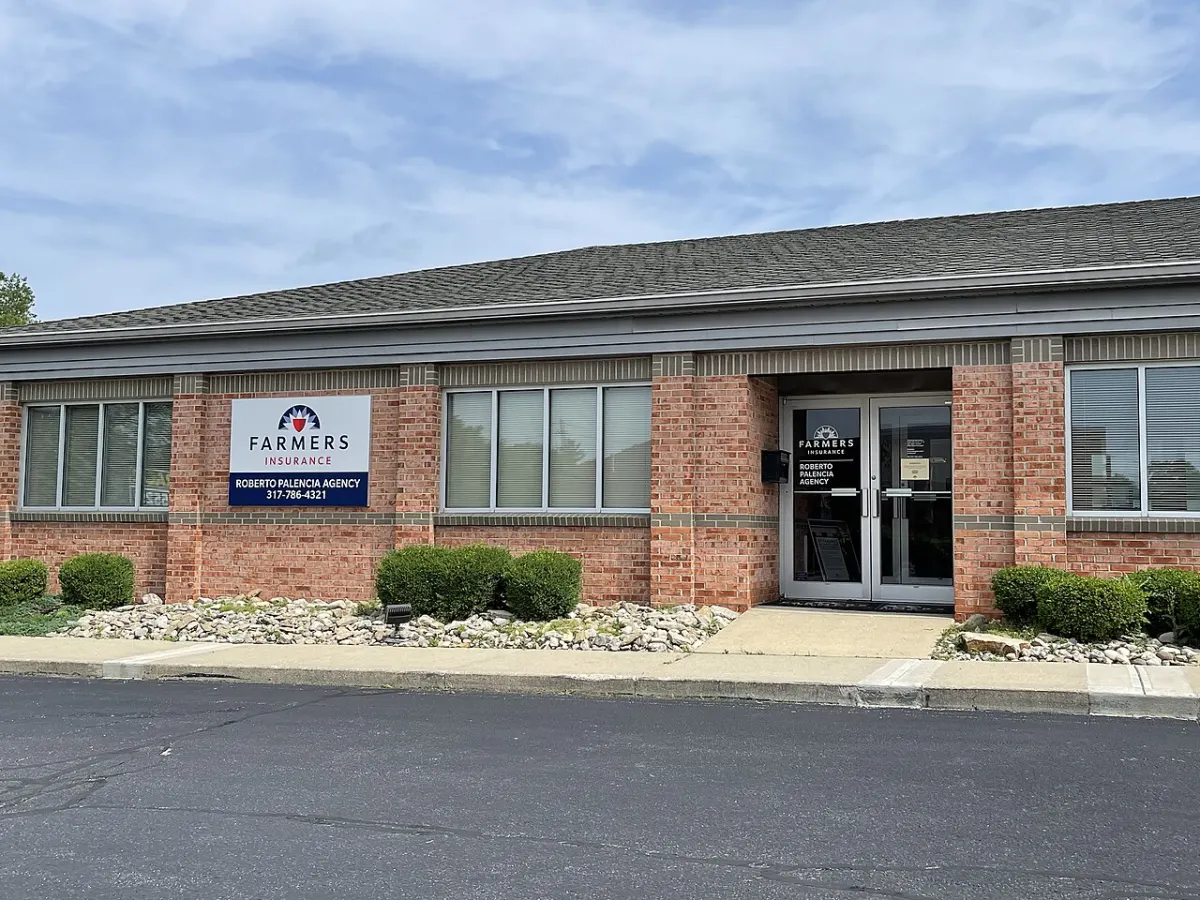 Insurance Management System - Farmers Insurance office - June 2022 - Sarah Stierch