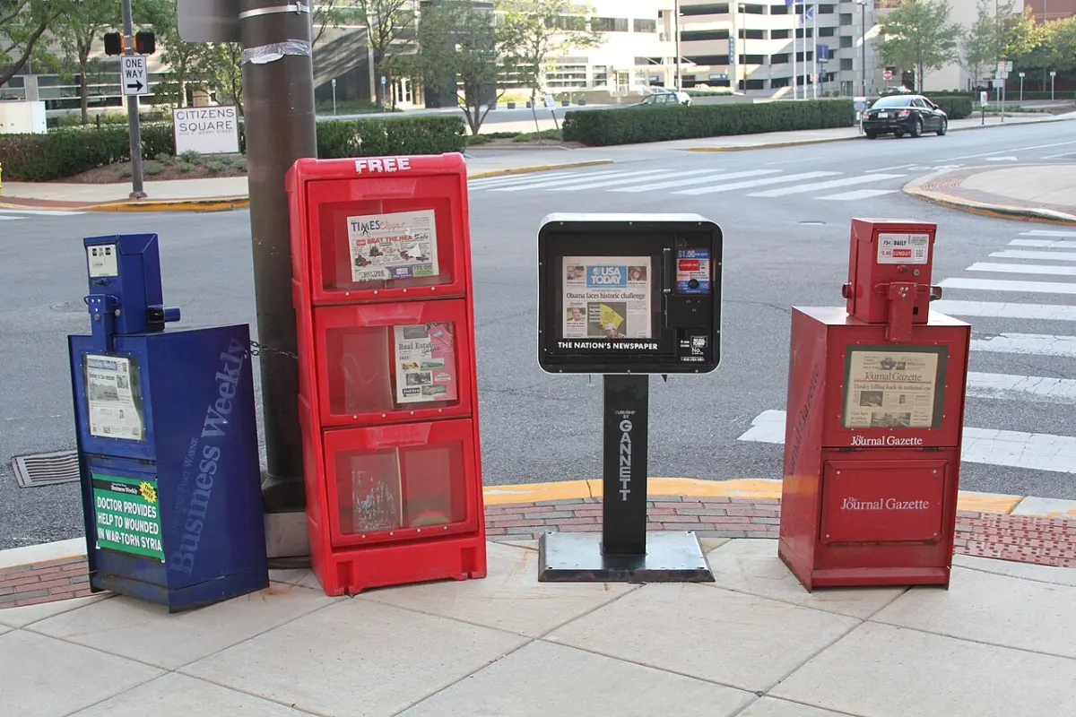 News Aggregator - Group of Newspaper Vending Machines