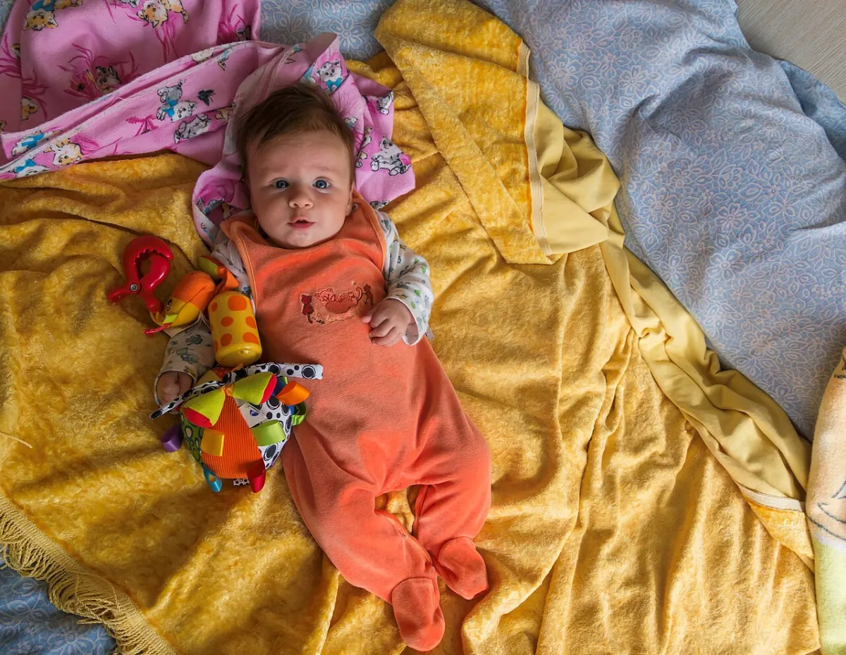 Online Toy Store - Baby with toys, Moscow, Russia