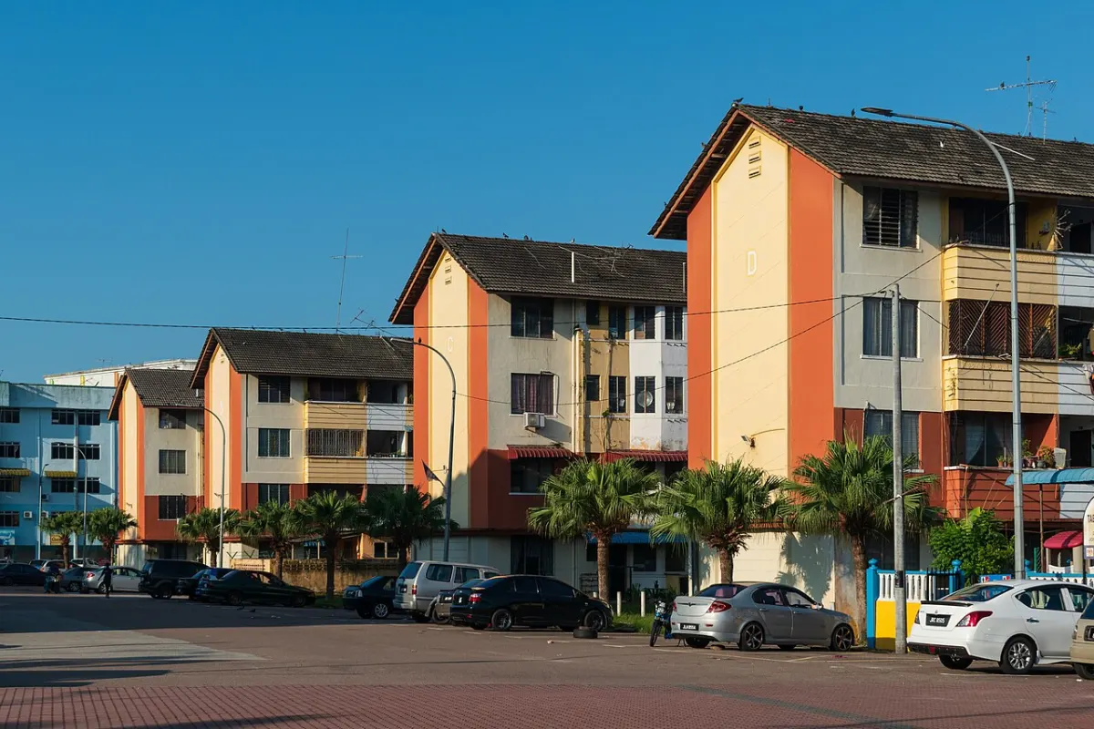 Real Estate Management System - Kluang - apartment buildings off Jalan Durian May 2024