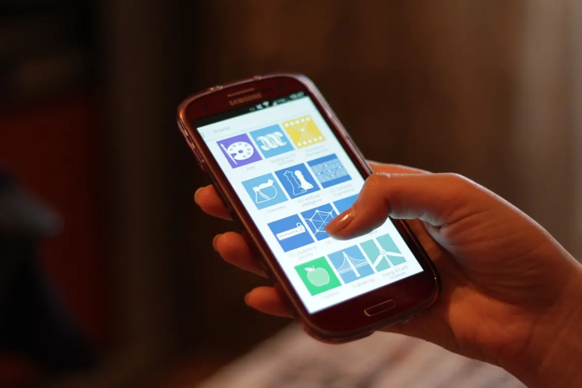 Screen Time Monitor App - Smartphone Use