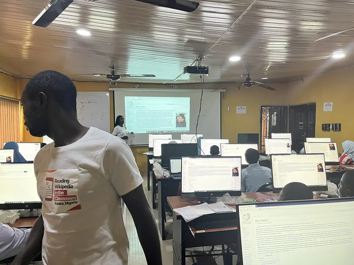 Student Attendance Management System - Reading Wikipedia in the Classroom for Secondary School Students 87