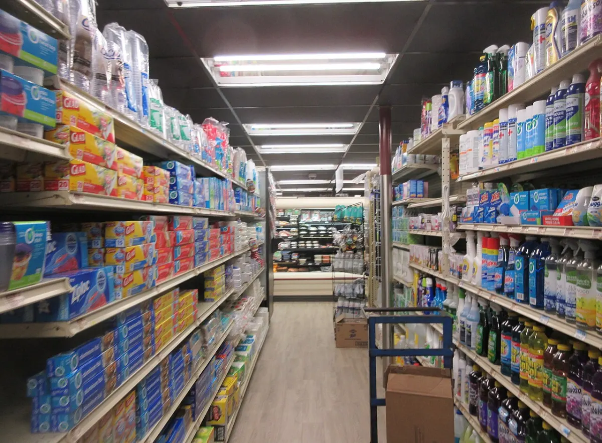 Supermarket Management System - Langenstein's Supermarket Uptown New Orleans, Center aisle, March 2021 01