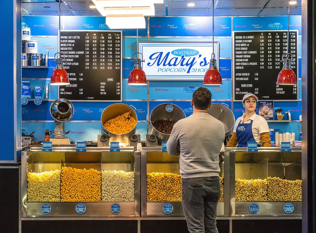 Task Management System - Counter of a popcorn shop, Quebec City