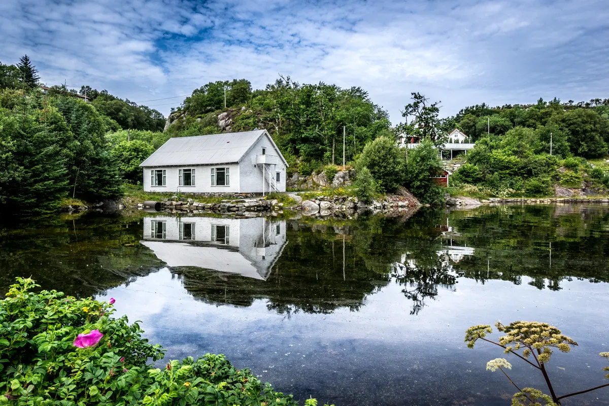 Travel Blog Platform - Spjeld Storelva Norway Travel Landscape Photography