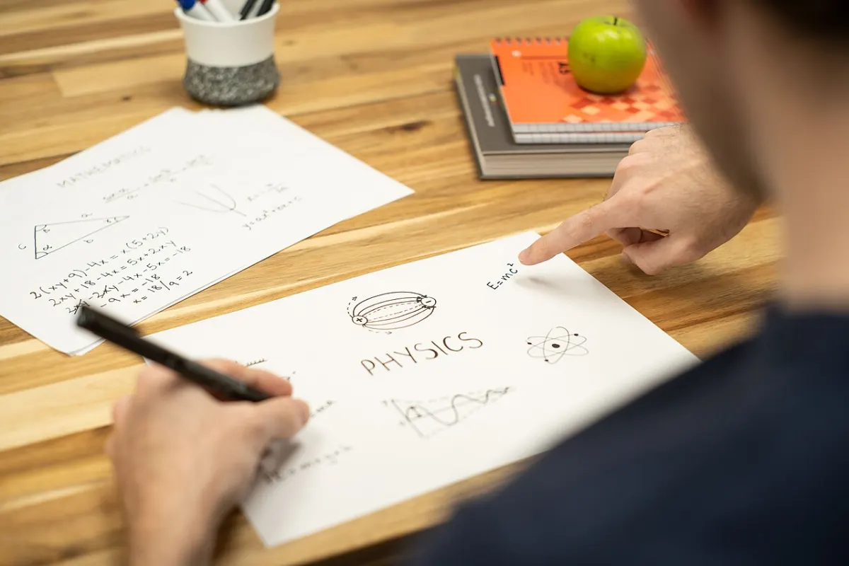 Tutor Session Booking System - Tutoring Physics