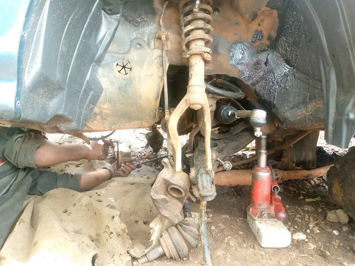 Vehicle Service Management System - Auto mechanic 03