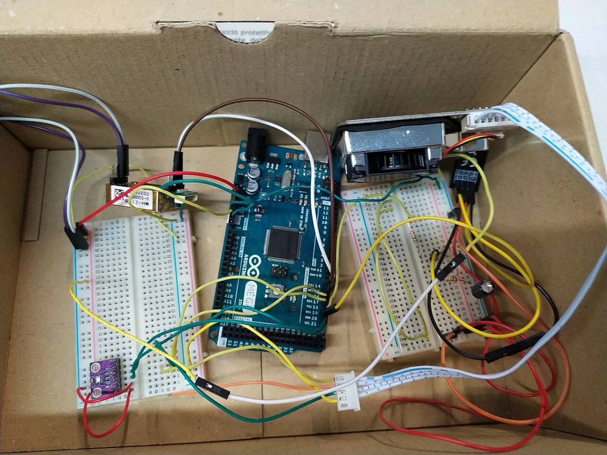 Voice Controlled Home Appliances - Linux Day Ivrea 2021 - talk FabLab Arduino sensore qualità aria