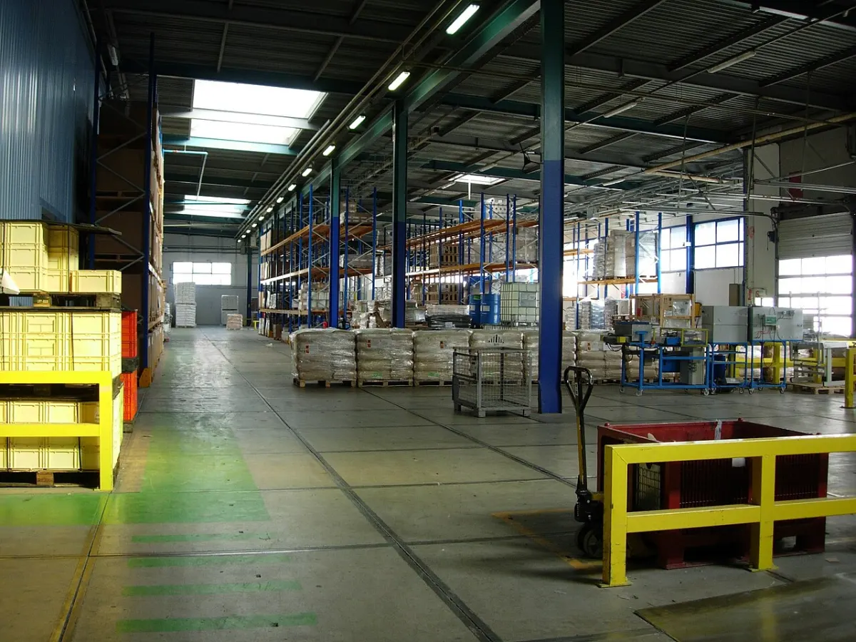Warehouse Stock Tracker - Warehouse-plastic industry2