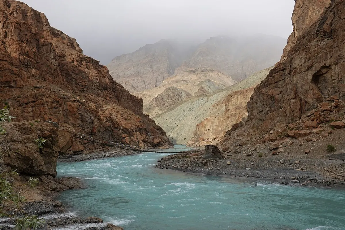 Weather App - Rain Clouds Tsarap Phuktal Zanskar Jun24 R16