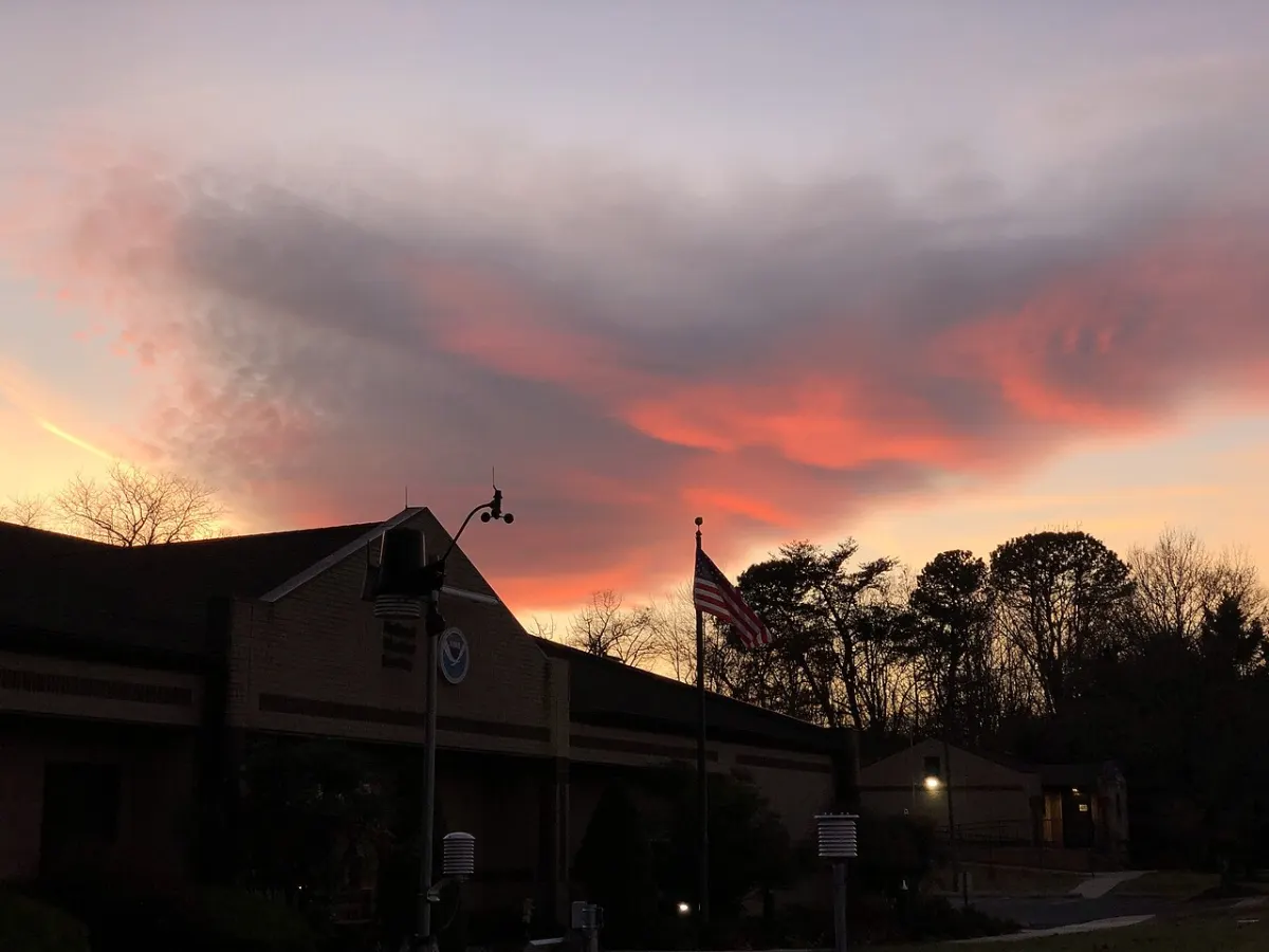 Weather Forecast Website - 2024-12-08 16 43 57 Cirrus and altostratus clouds just after sunset viewed from the Philad